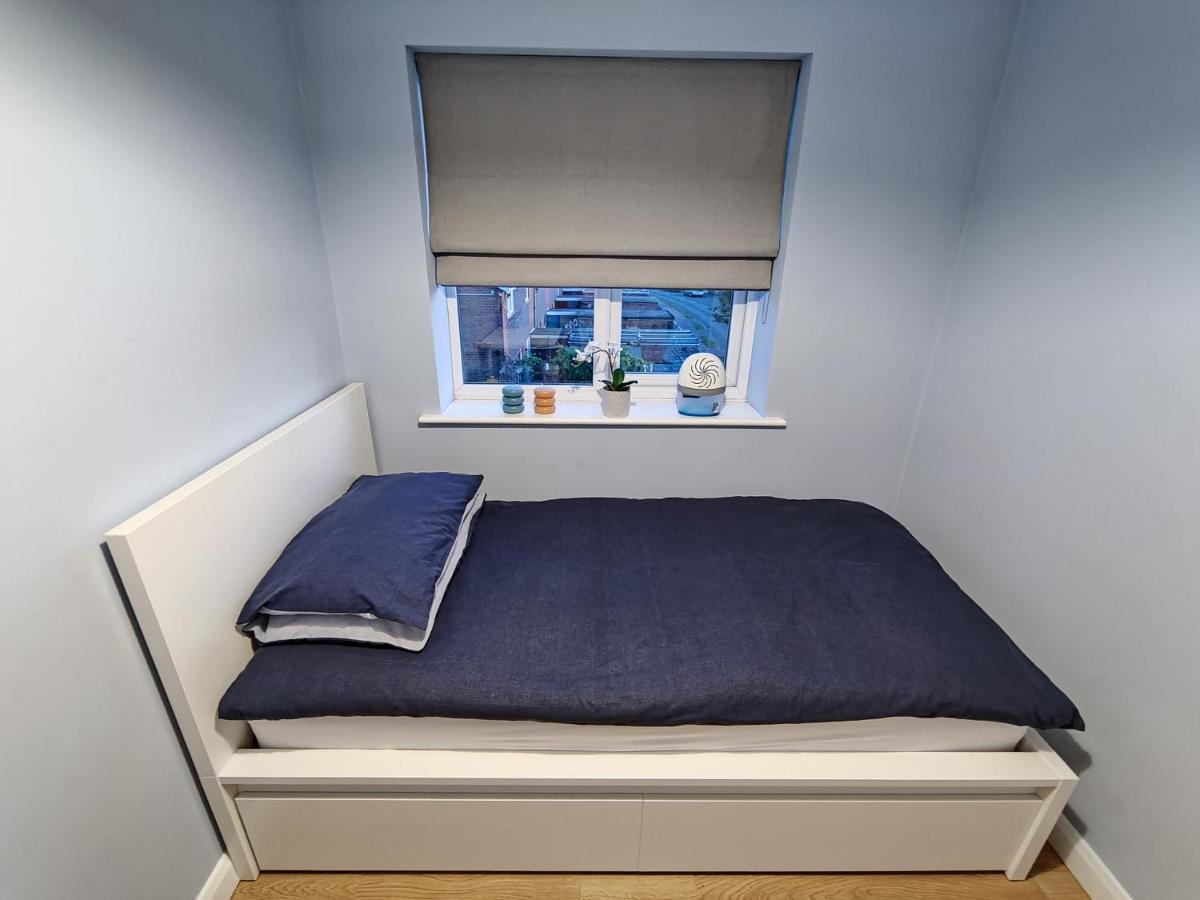Joshua Court Single Room Stoke-on-Trent エクステリア 写真